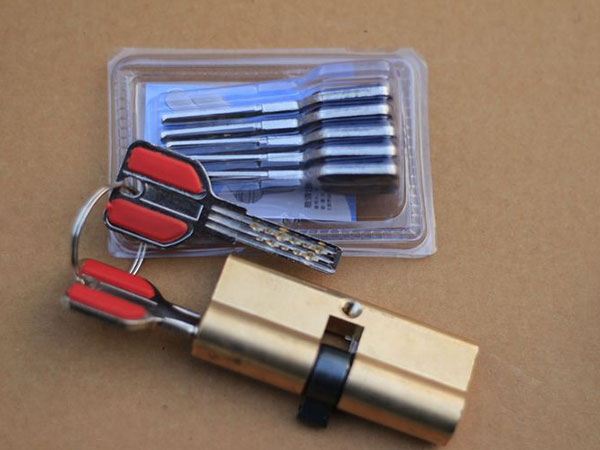 宣恩24小时上门开锁公司